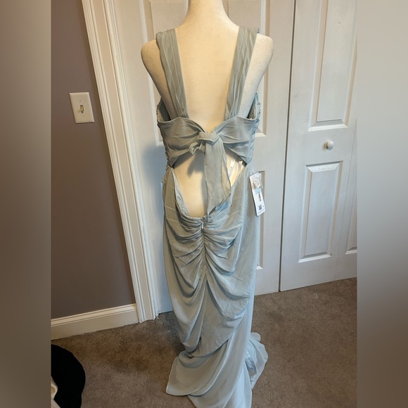 Araxie Light Blue Dress